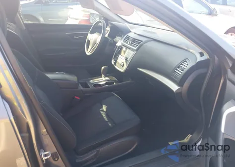 2016 Nissan Altima 2.5 S from USA, damaged, VIN 1N4AL3AP3GC158811